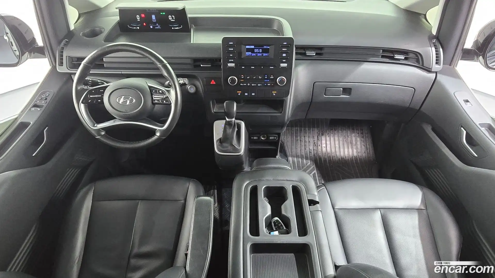 Staria Hyundai 2022.6-INNER-007