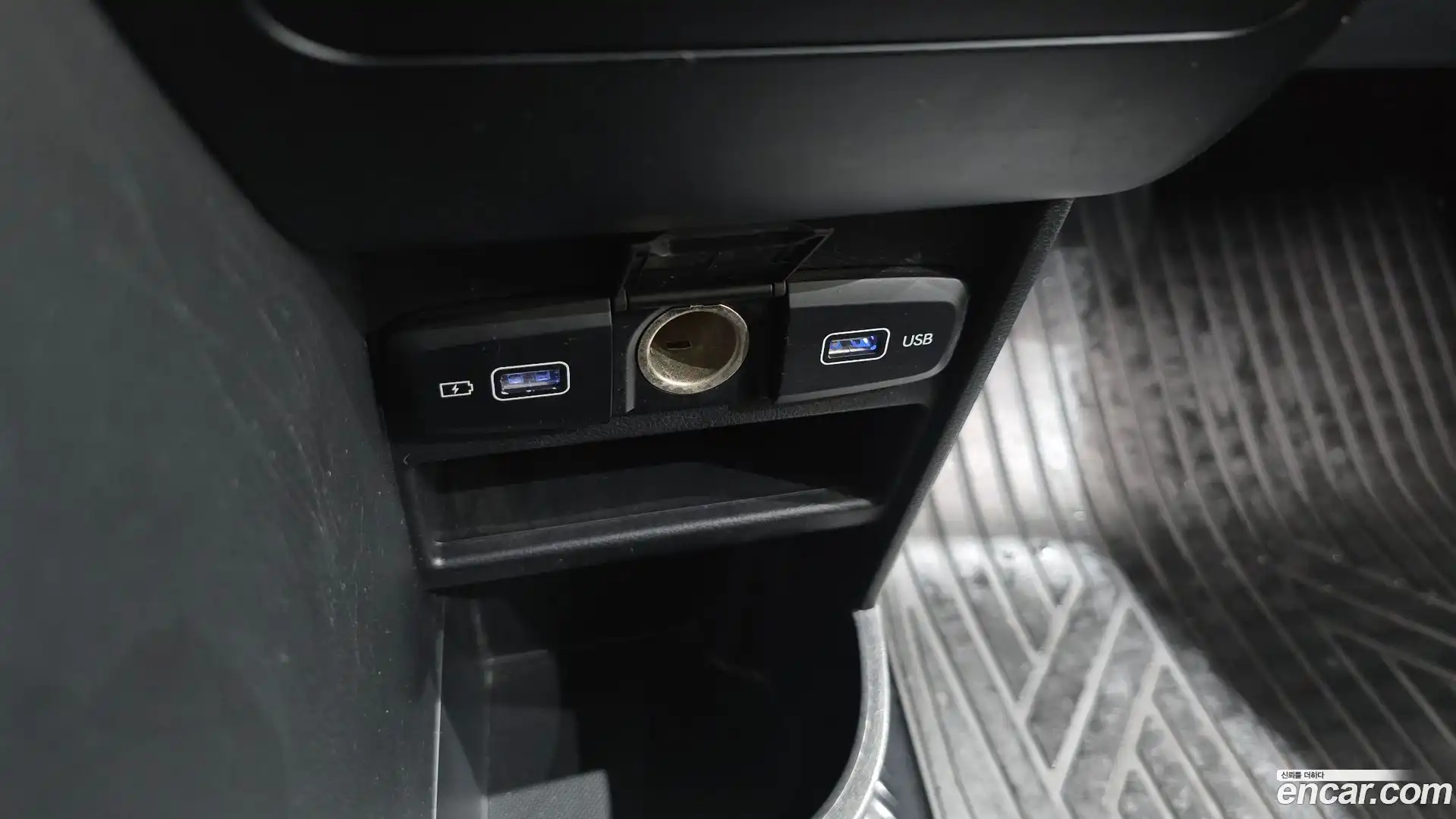 Staria Hyundai 2022.6-OPTION-018