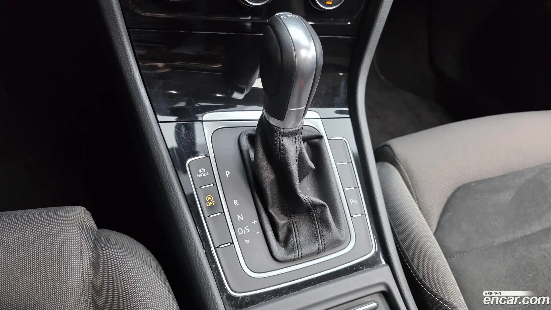 Golf Volkswagen 2016.4-INNER-009