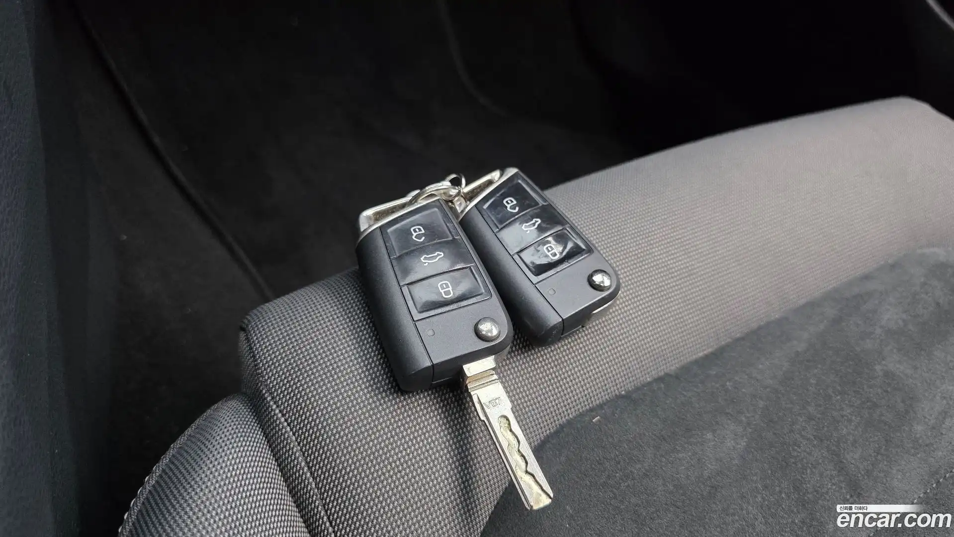 Golf Volkswagen 2016.4-OPTION-023