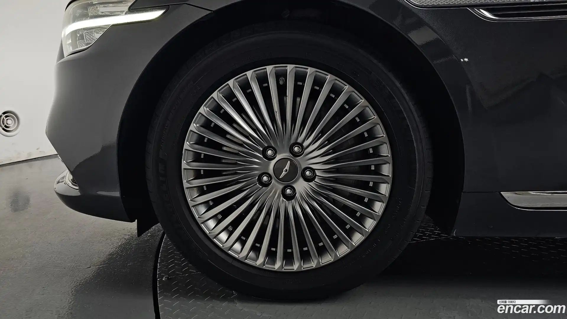 G90 Genesis 2019.4-OUTER-005