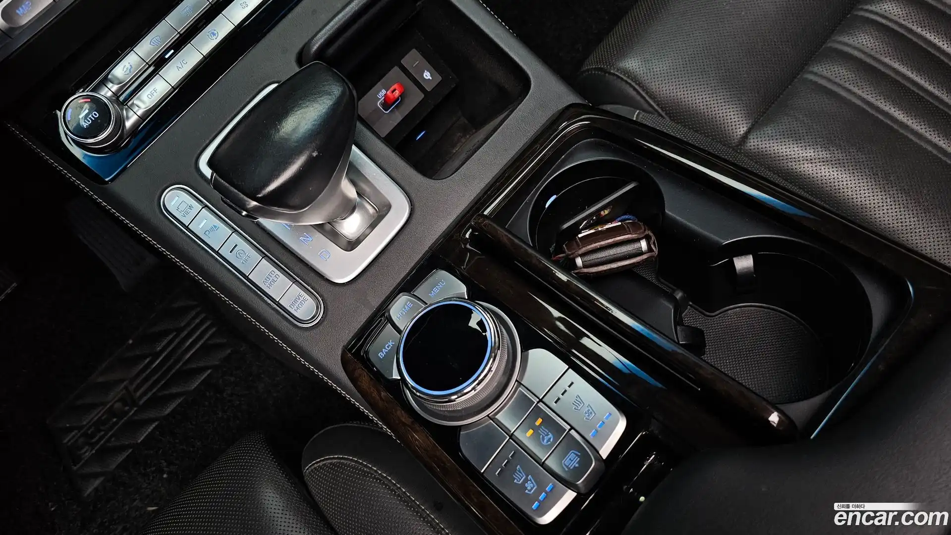 G90 Genesis 2019.4-INNER-009