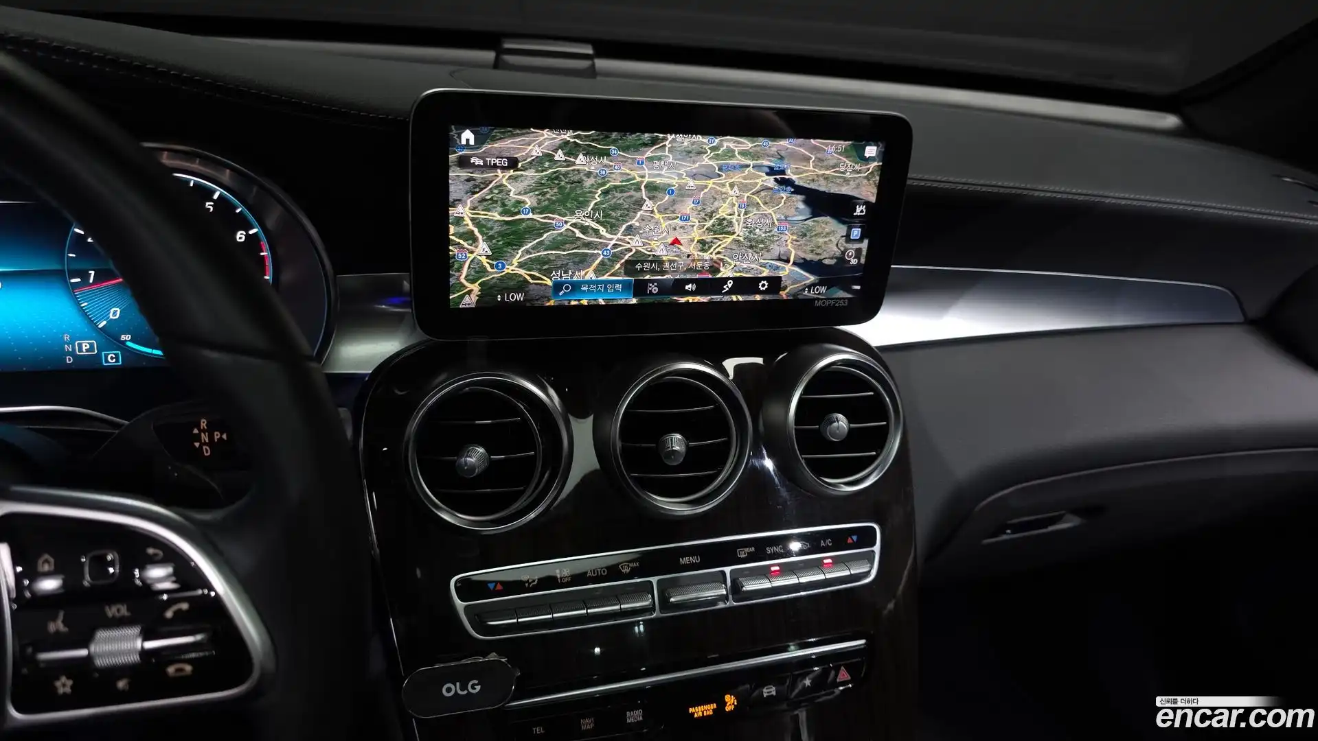 GLC-Class Mercedes-Benz 2020.2-OPTION-018