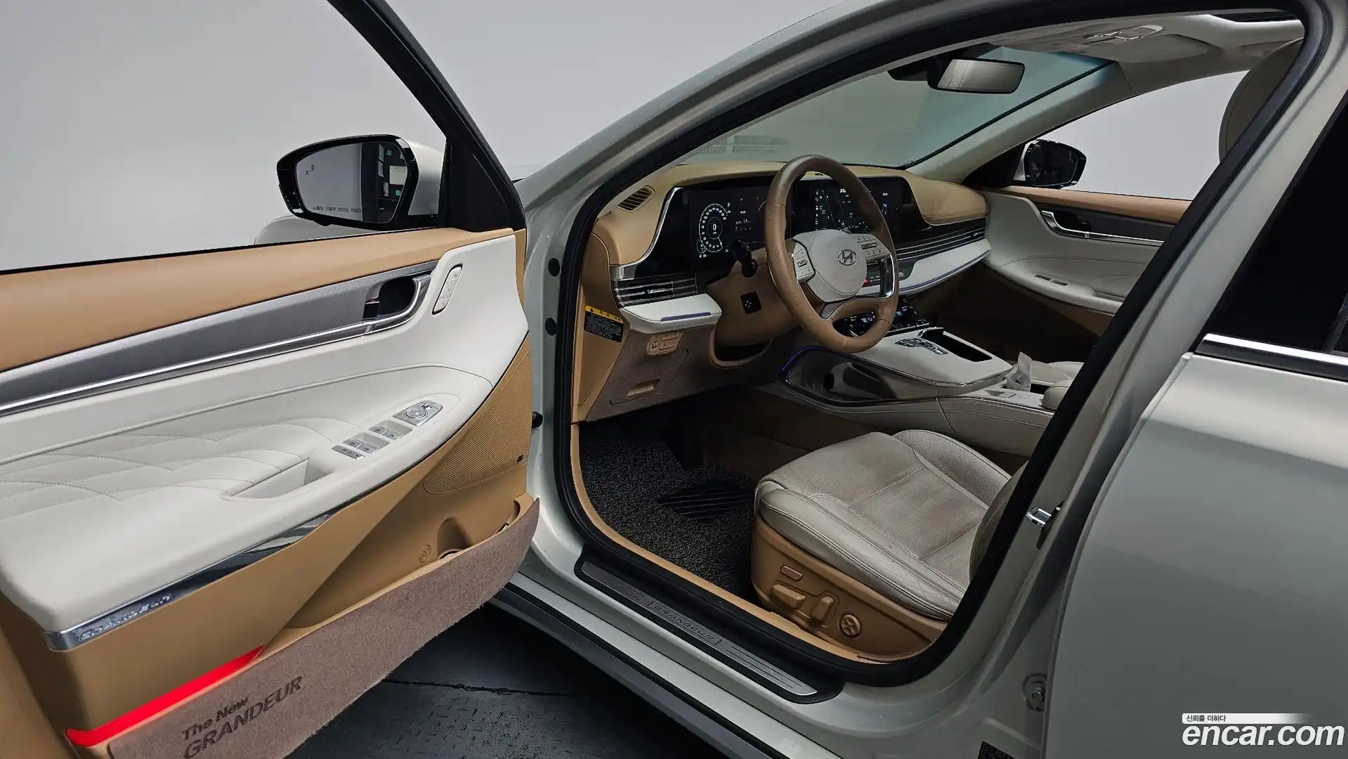 Grandeur Hyundai 2020.2-INNER-010