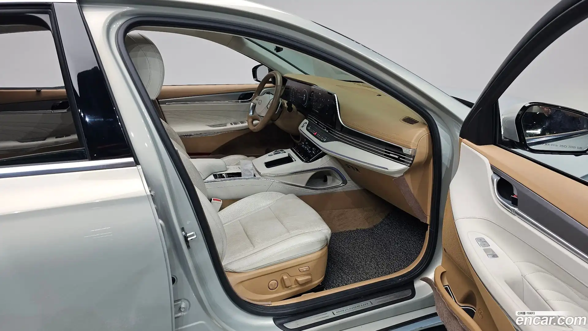Grandeur Hyundai 2020.2-OPTION-015