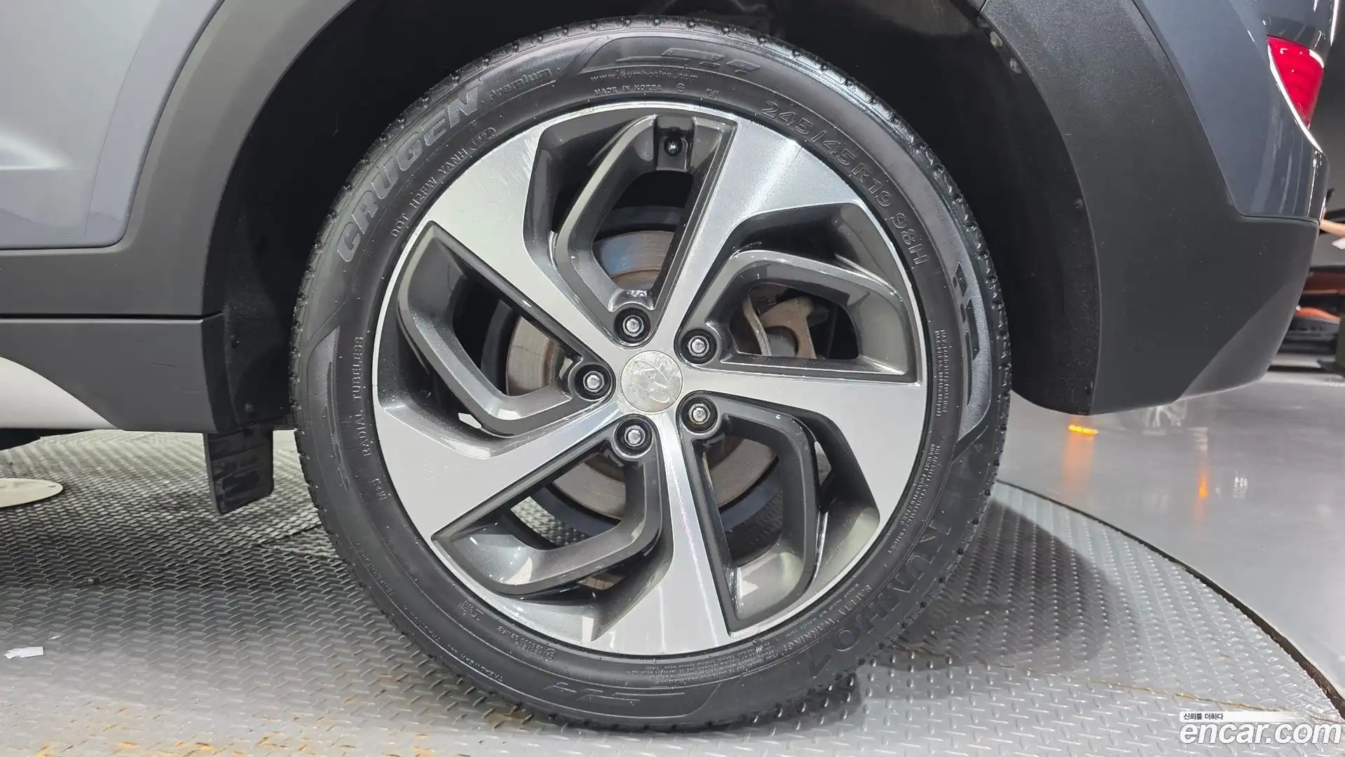 Tucson Hyundai 2016.2-OUTER-005