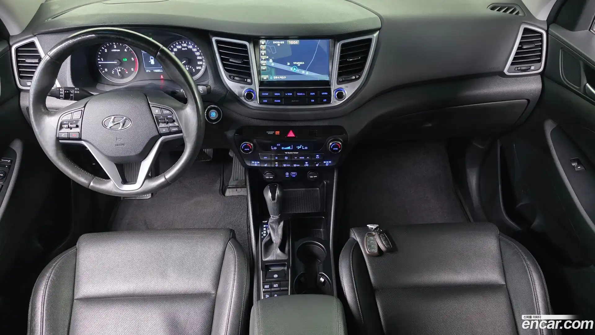 Tucson Hyundai 2016.2-INNER-007