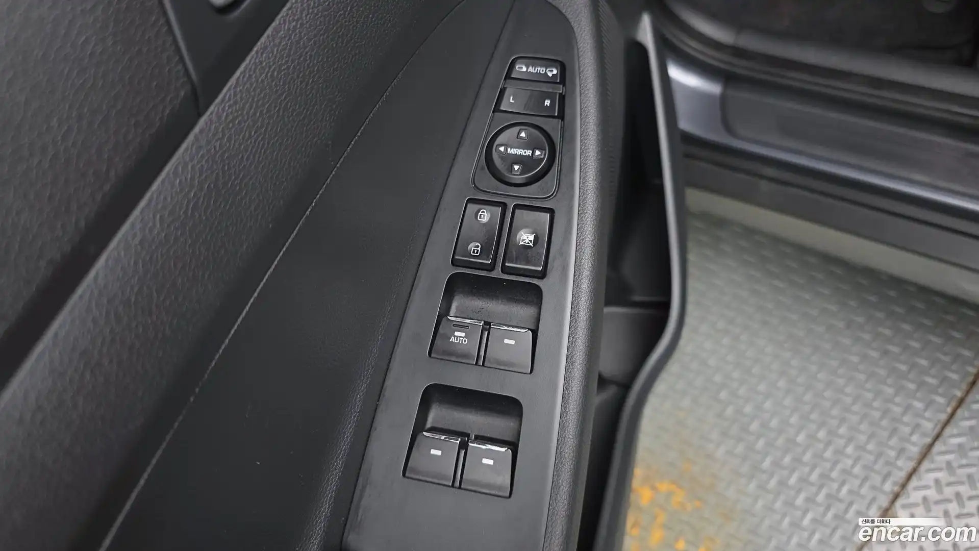 Tucson Hyundai 2016.2-OPTION-015