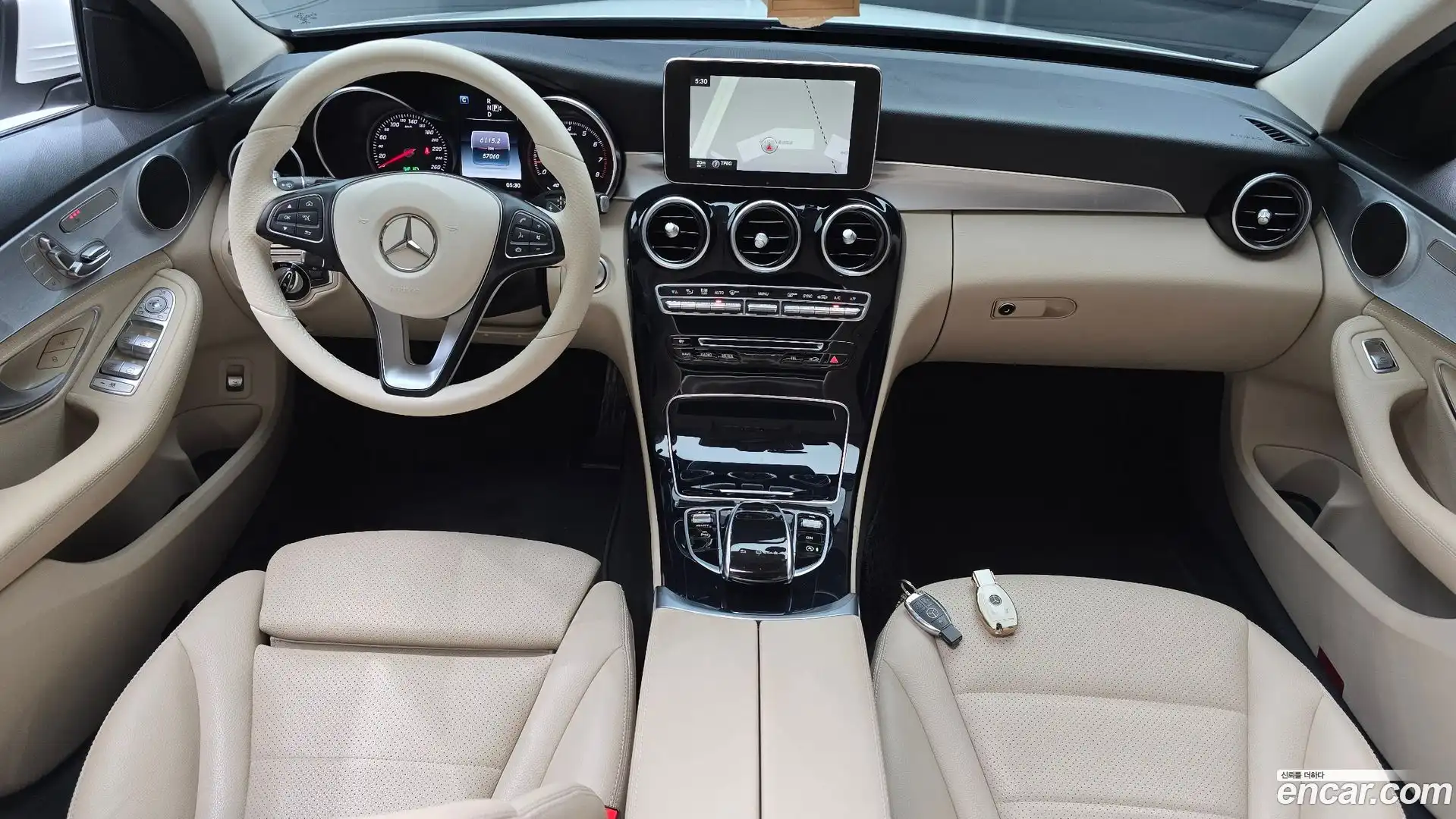 C-Class Mercedes-Benz 2014.10-INNER-007