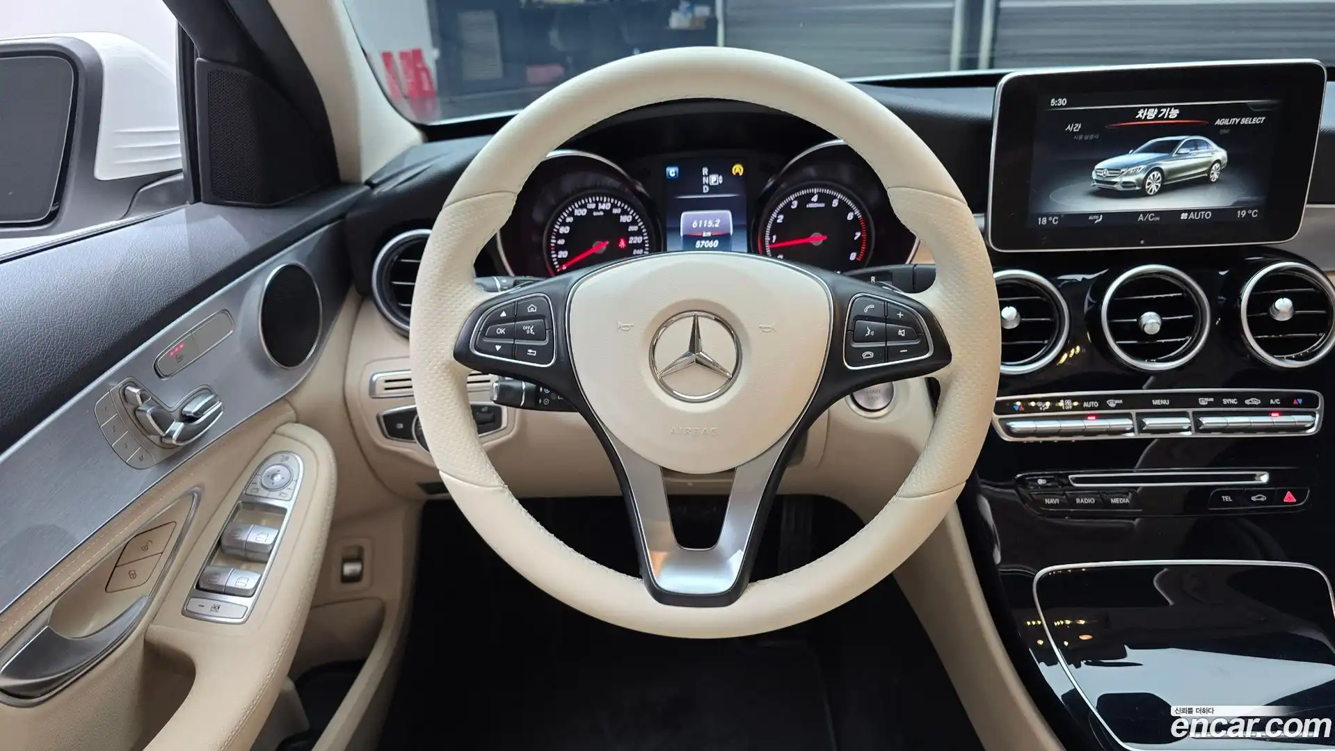 C-Class Mercedes-Benz 2014.10-OPTION-017