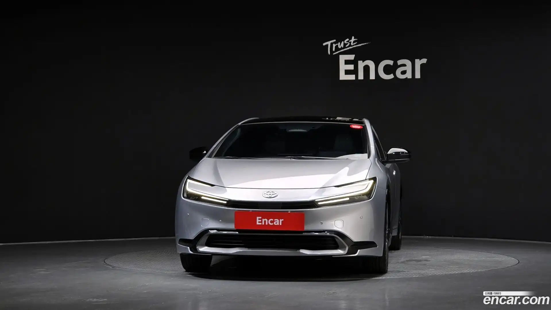 Prius Toyota 2023.11-OUTER-003