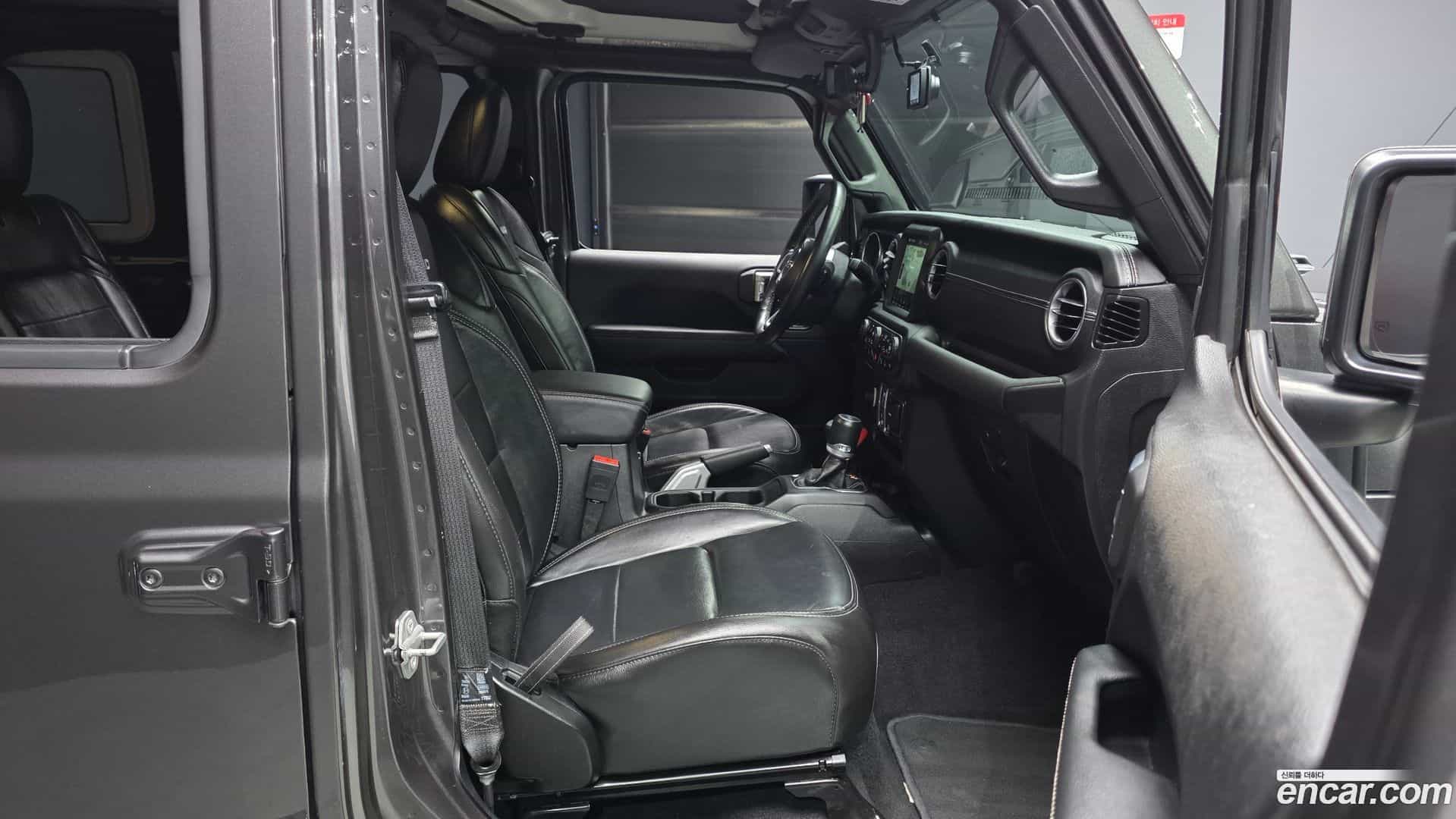 Wrangler Jeep 2020.8-OPTION-015
