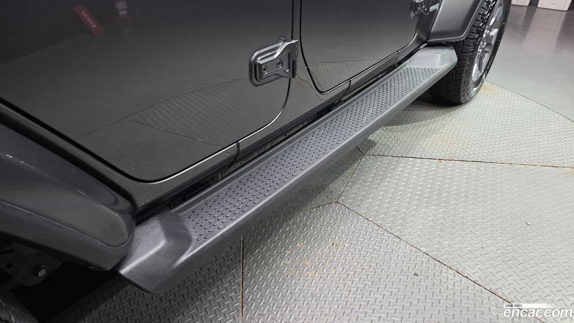 Wrangler Jeep 2020.8-OPTION-040