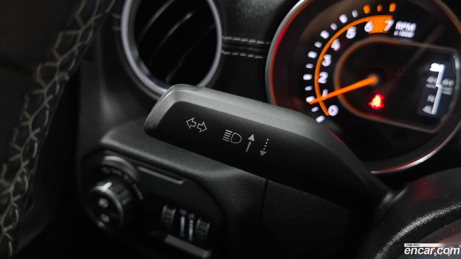 Wrangler Jeep 2020.8-OPTION-041