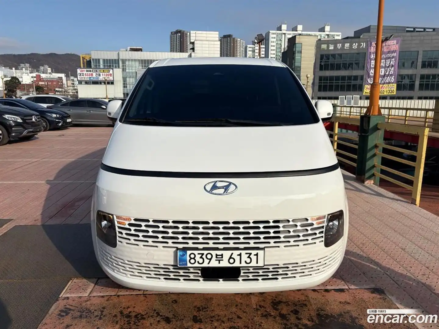 Staria Hyundai 2023.10-OUTER-003