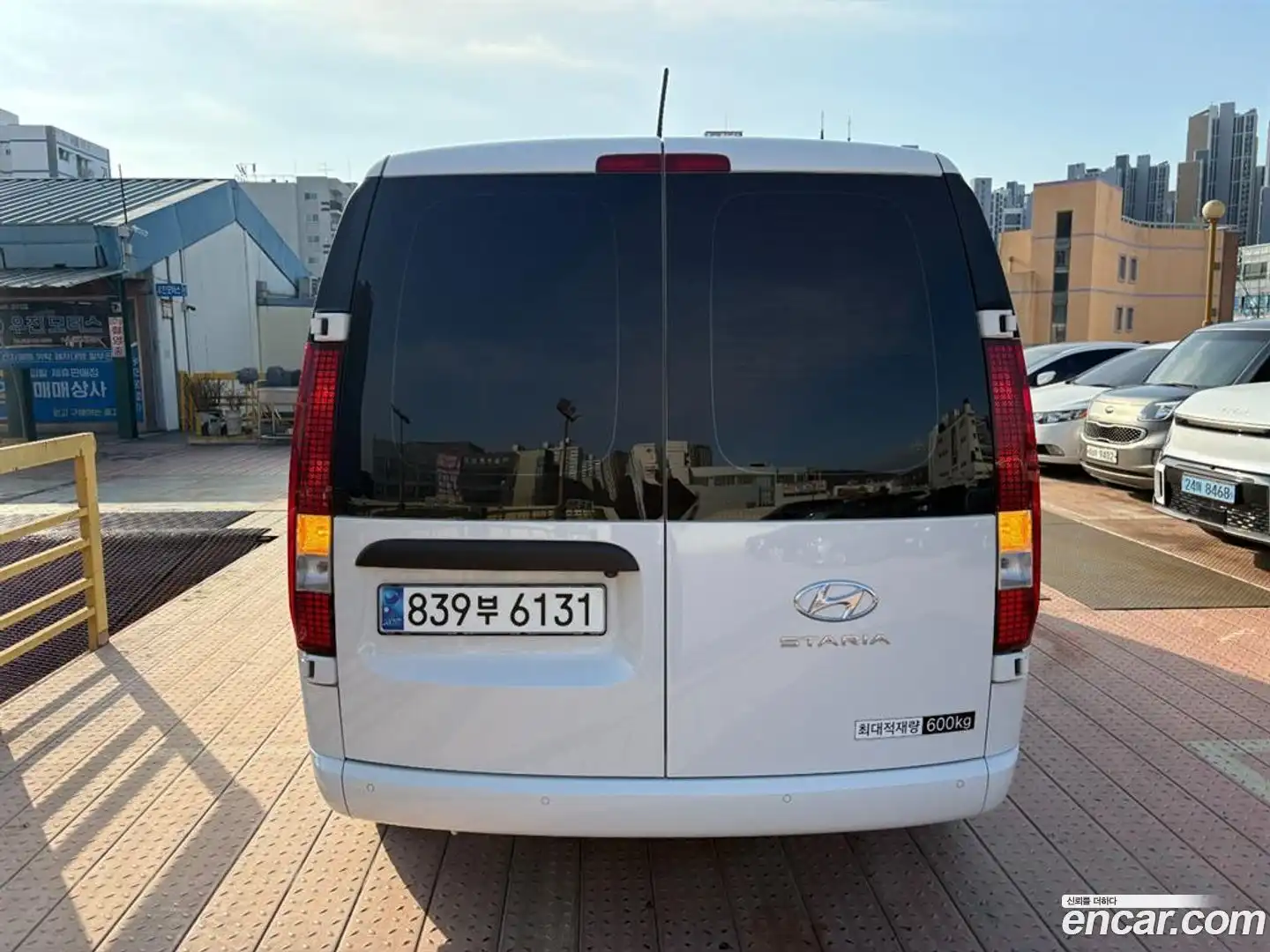 Staria Hyundai 2023.10-OUTER-004