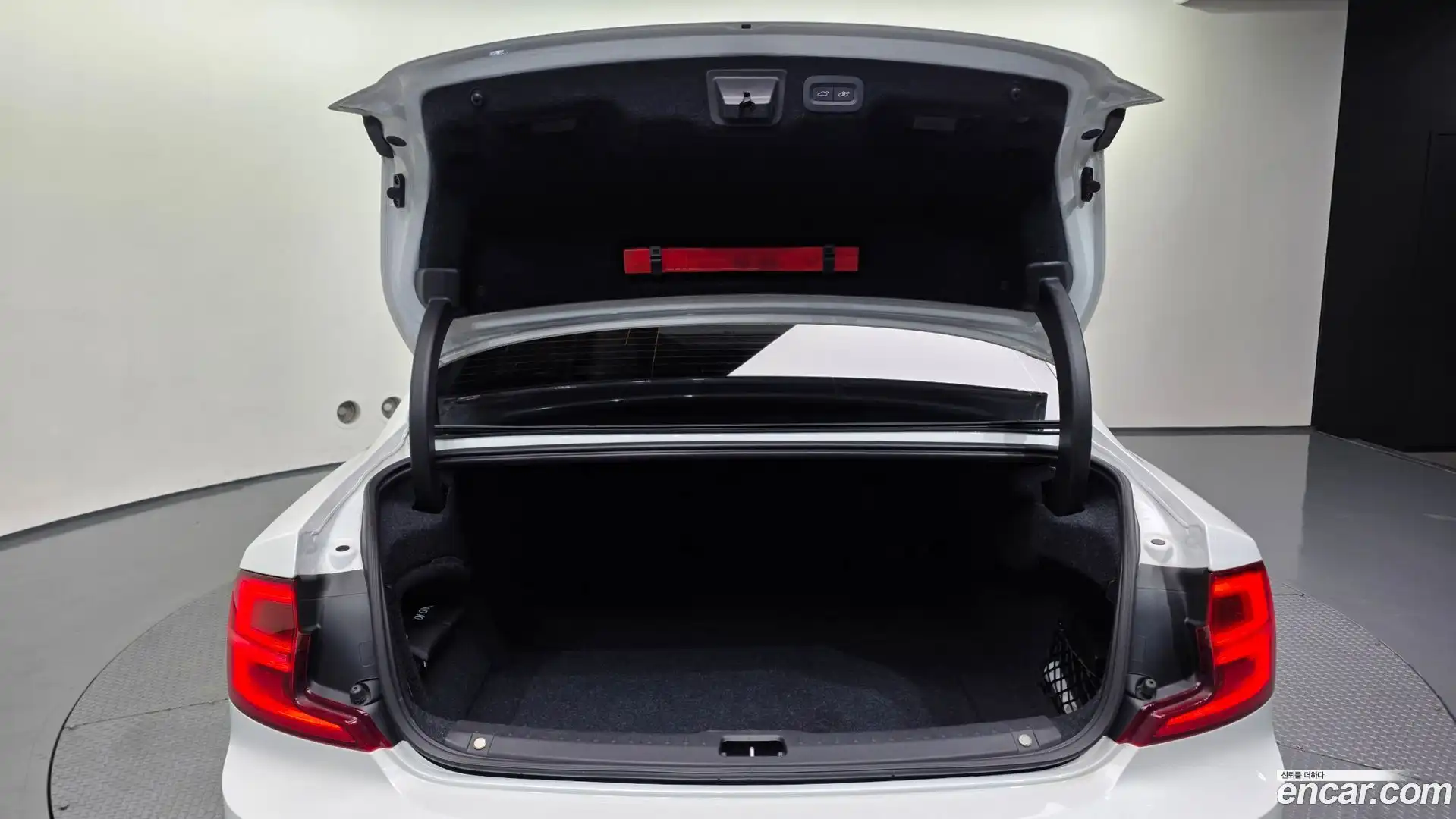 S90 Volvo 2017.1-OPTION-024