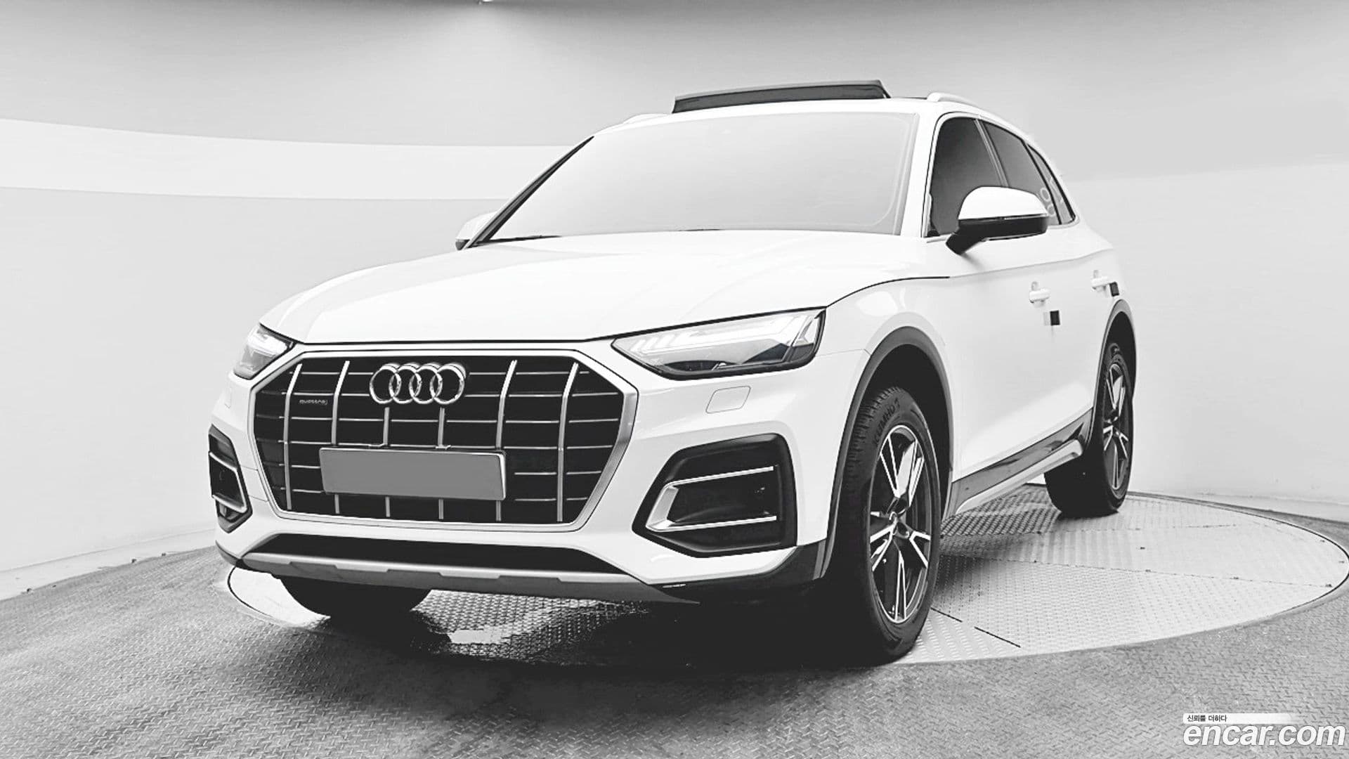 Main__Slider__Photo:Q5 Audi 2021.6-0