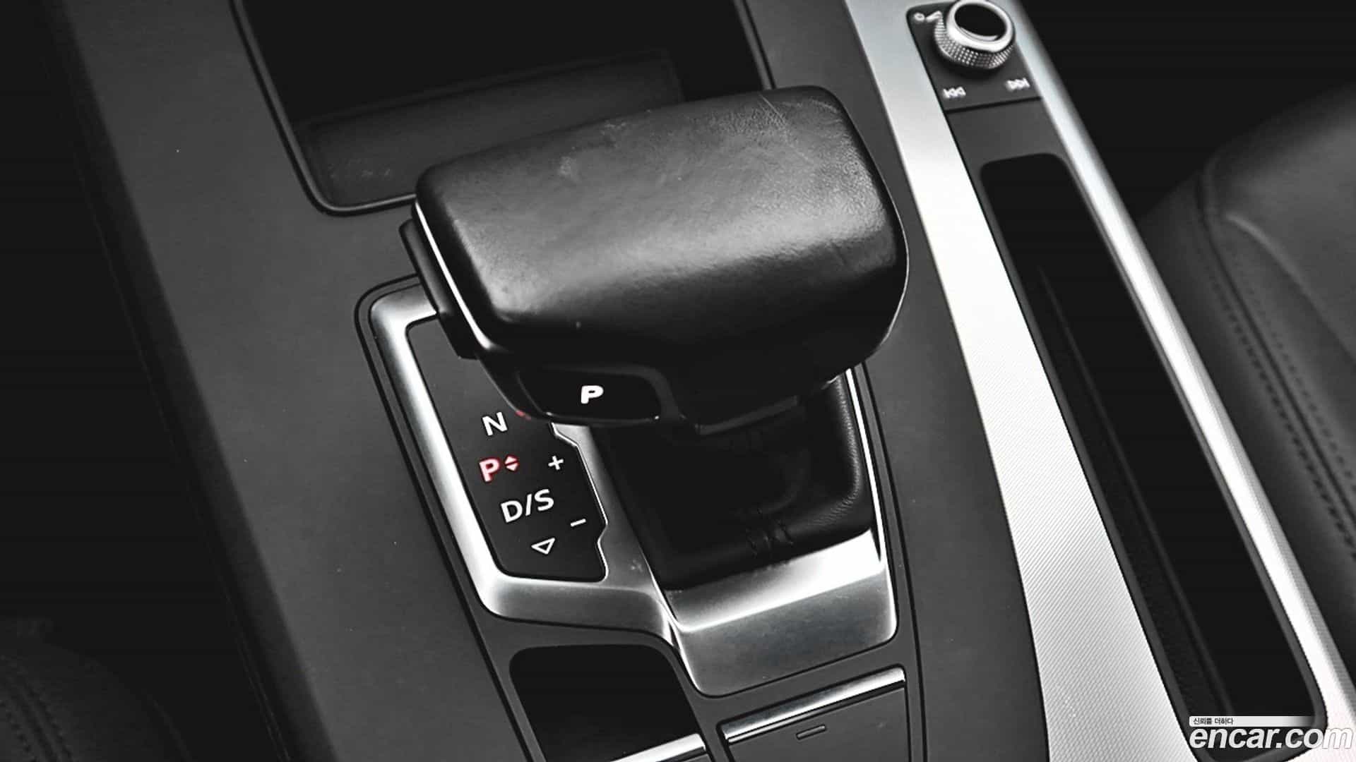 Q5 Audi 2021.6-OPTION-017