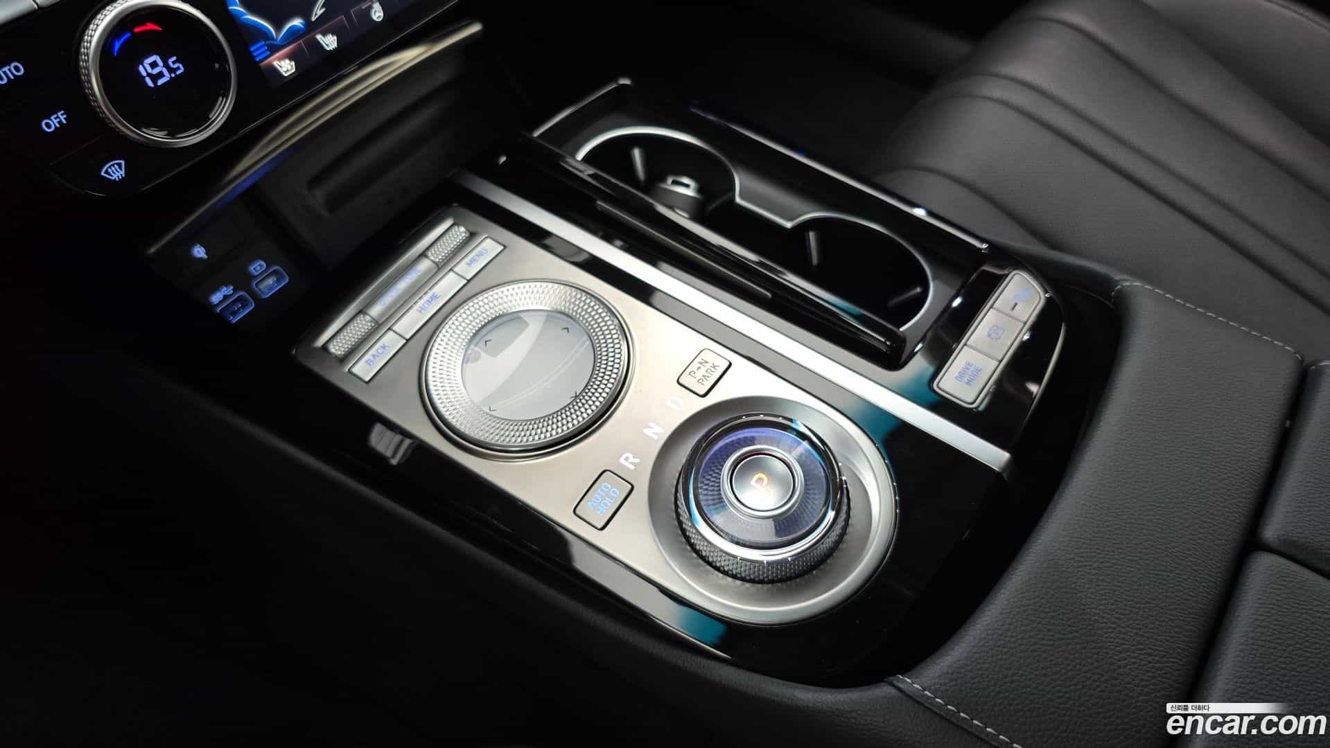G80 Genesis 2022.3-INNER-009