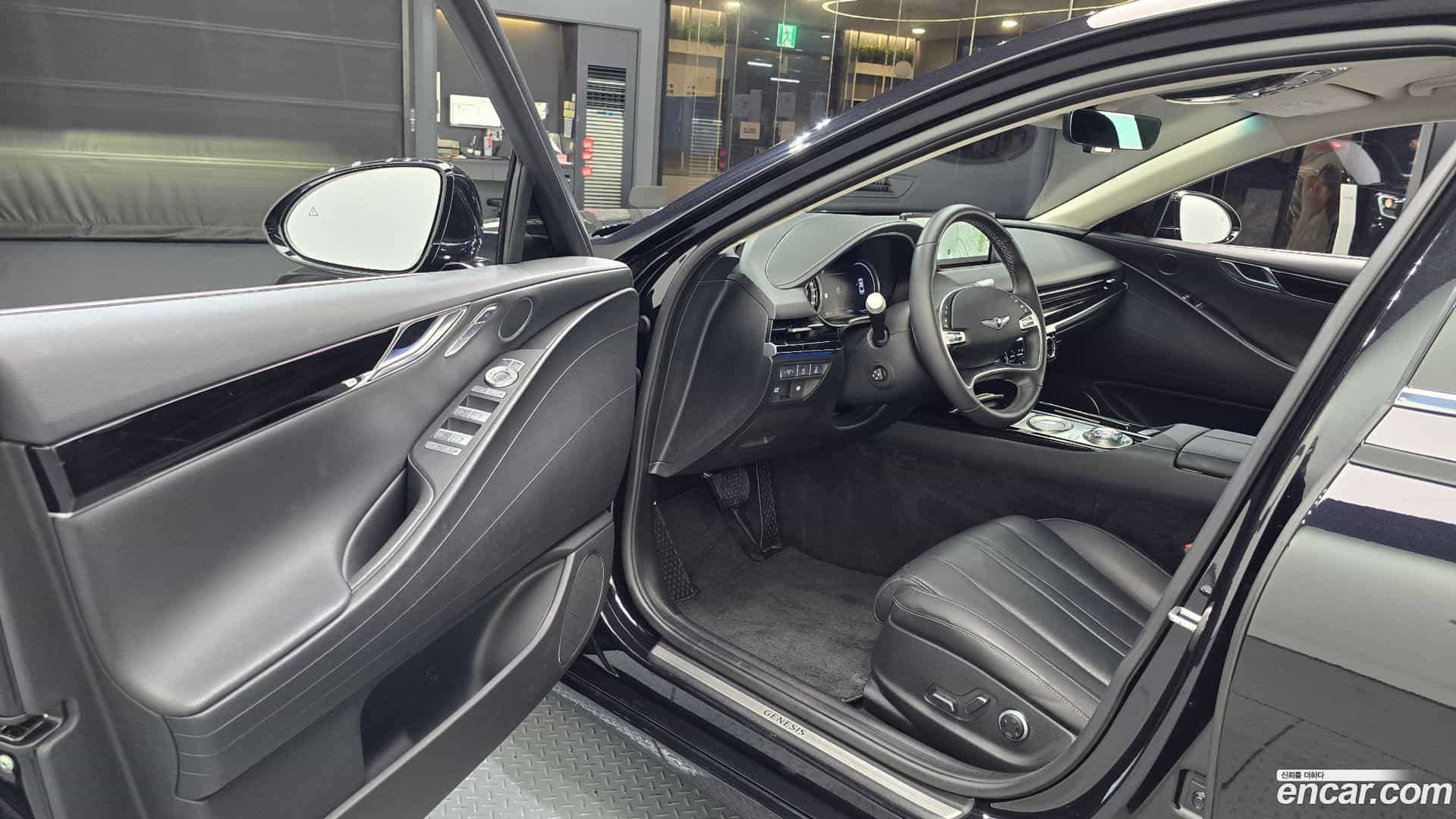 G80 Genesis 2022.3-INNER-010