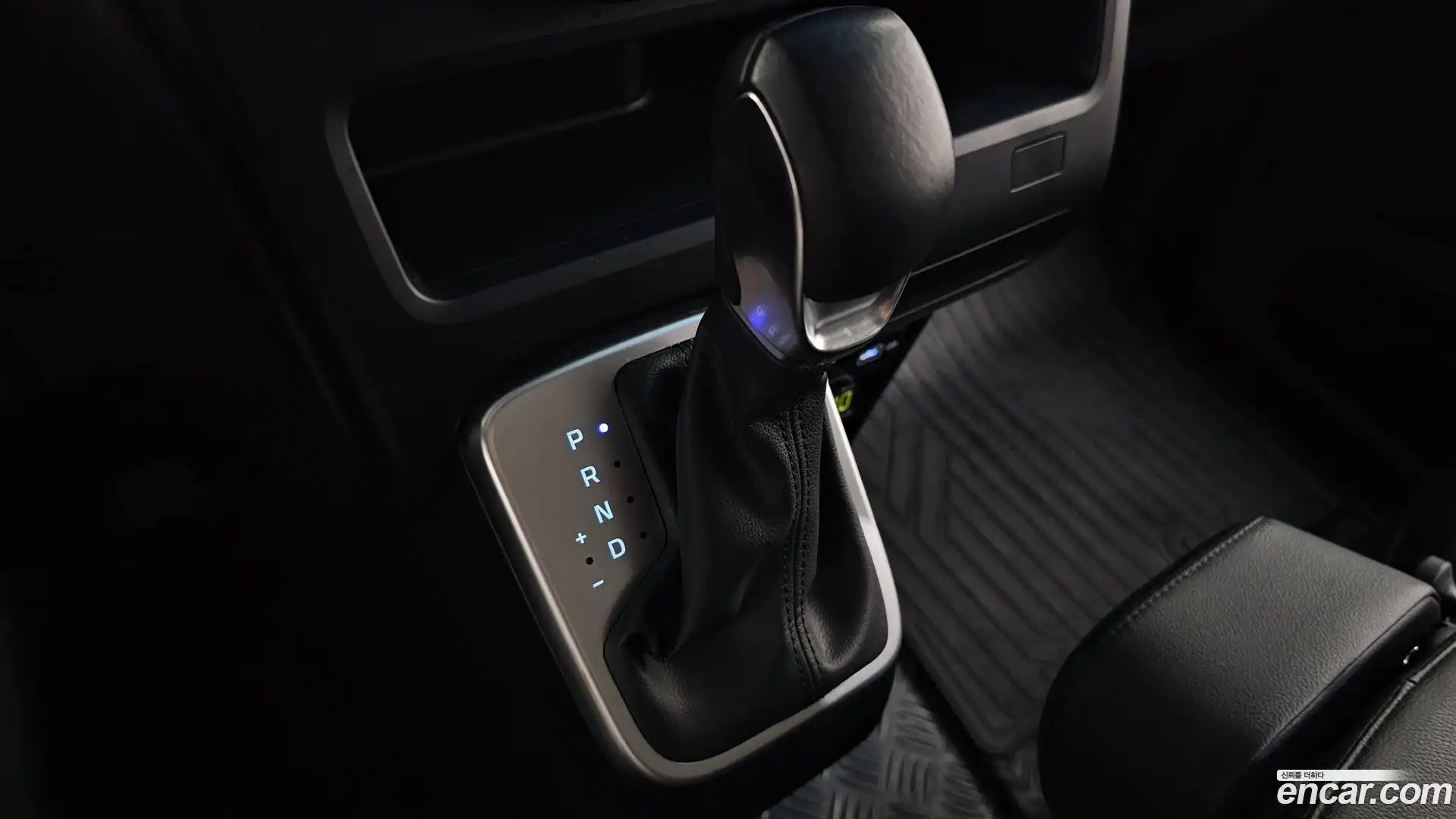 Staria Hyundai 2022.3-INNER-009