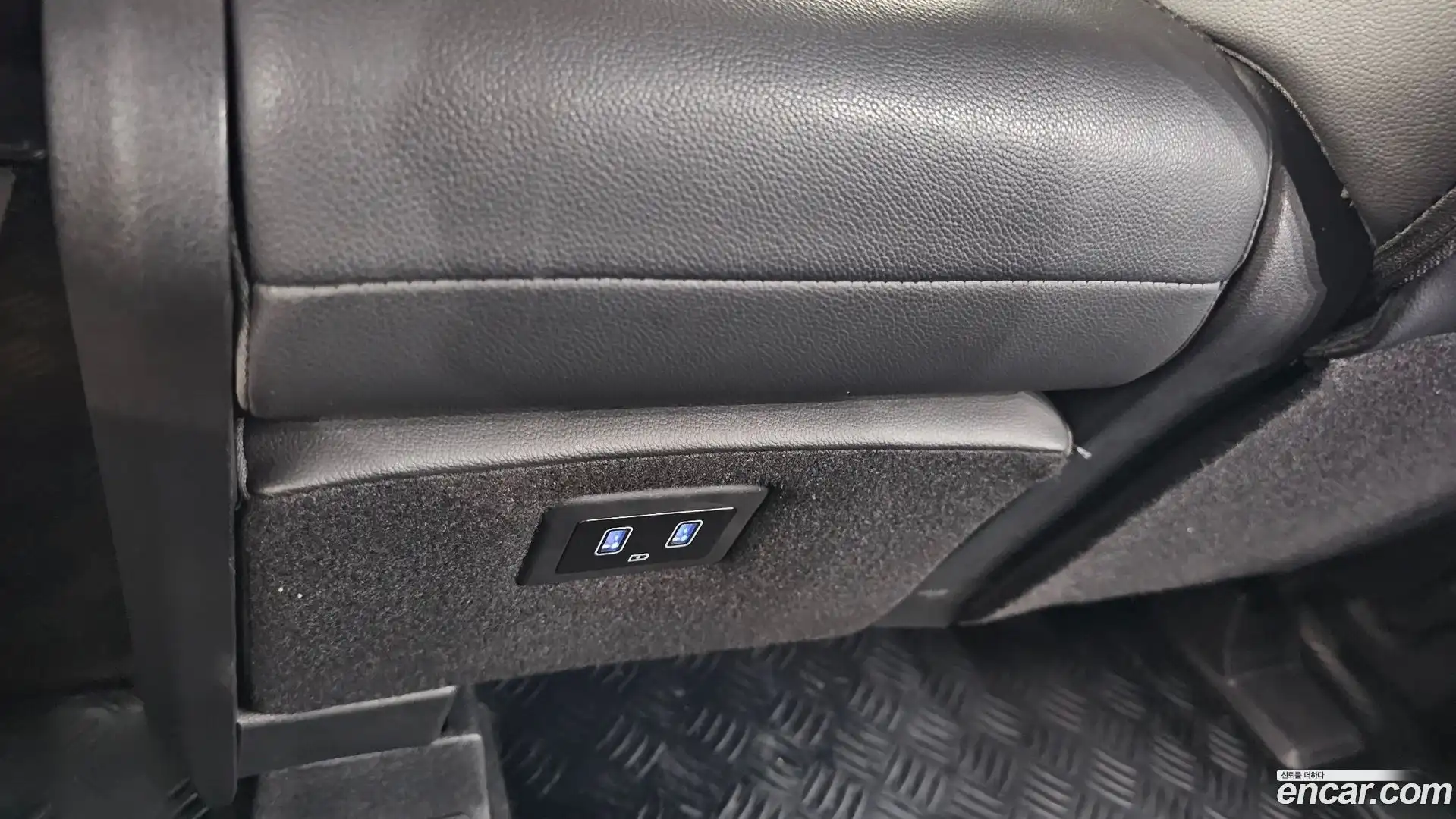 Staria Hyundai 2022.3-OPTION-041