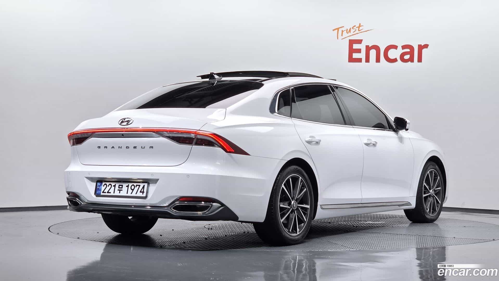 Grandeur Hyundai 2022.5-OUTER-002