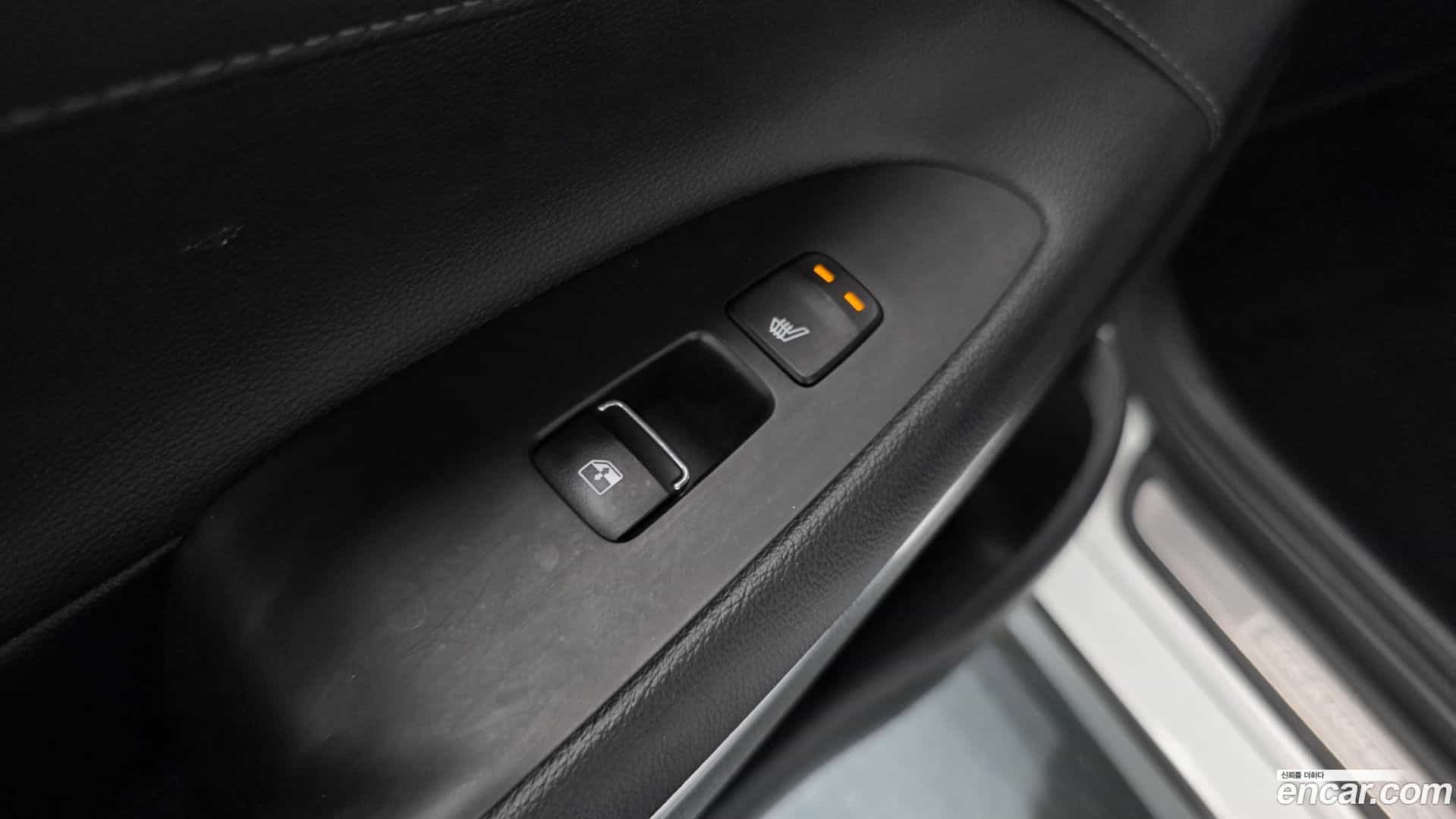 Grandeur Hyundai 2022.5-OPTION-043