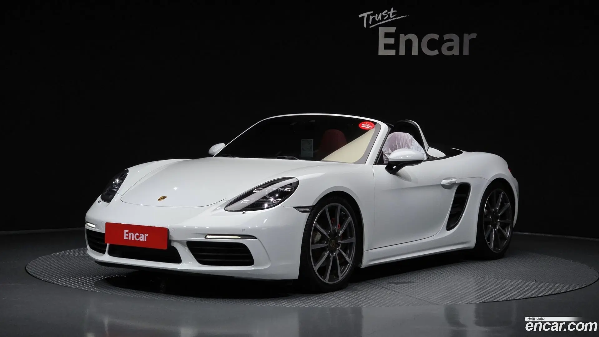 Main__Slider__Photo:718 Porsche 2017.2-0