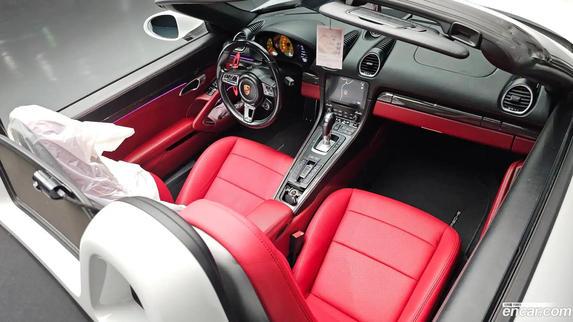 718 Porsche 2017.2-INNER-007