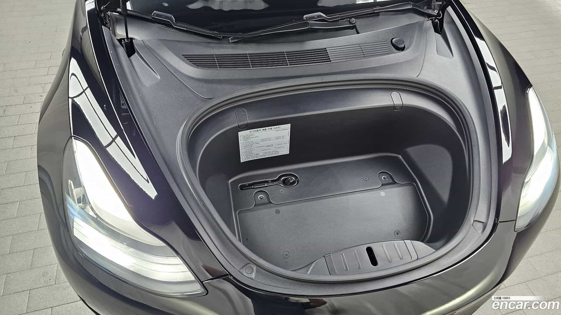 Model 3 Tesla 2019.10-OUTER-006