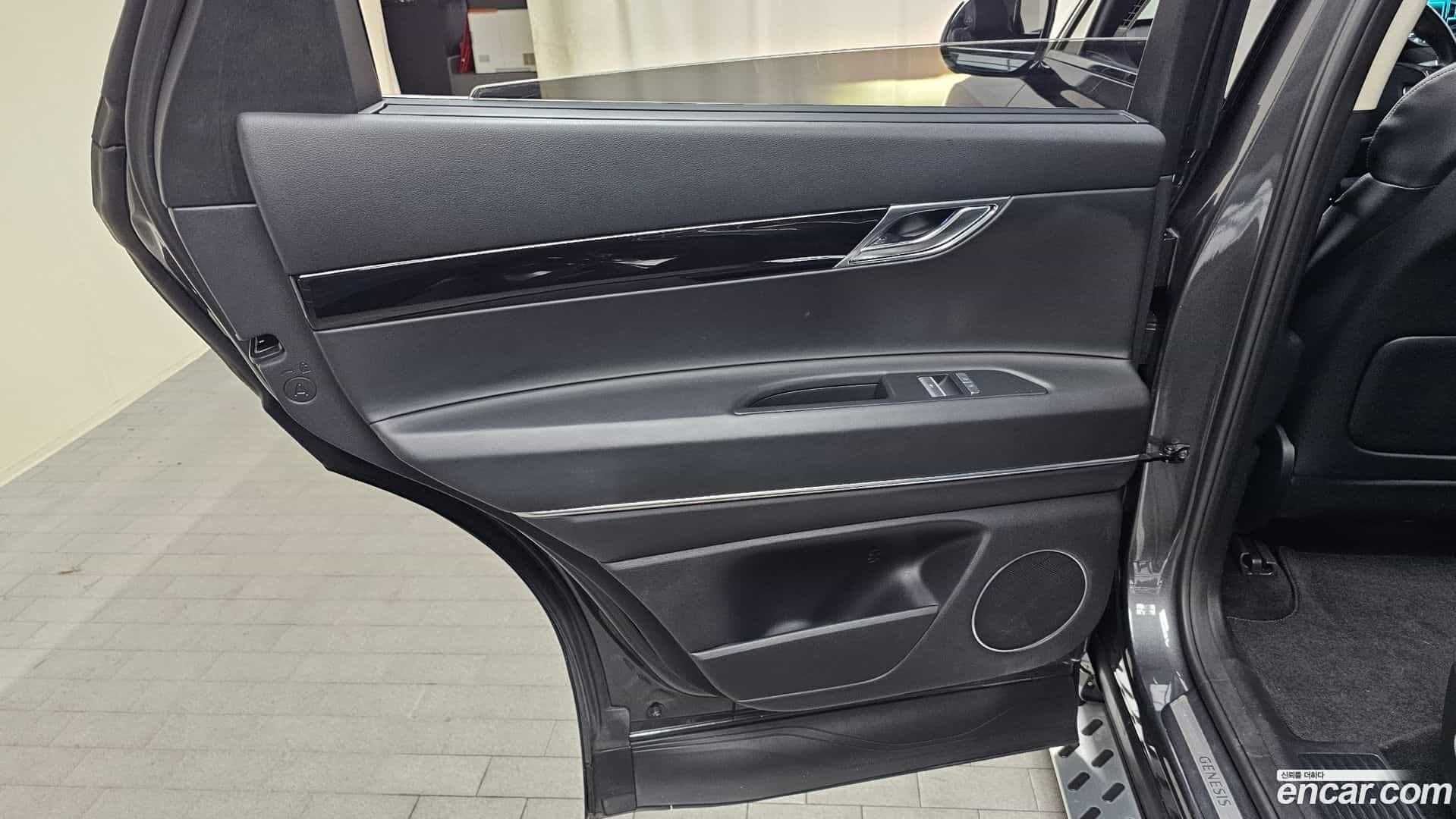 GV80 Genesis 2022.1-INNER-035