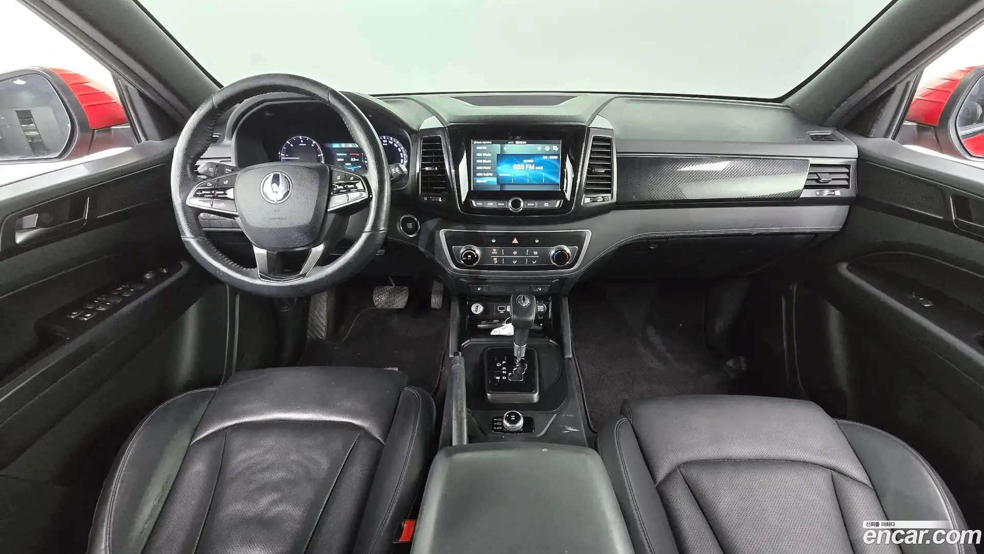 Rexton KG Mobility 2021.0-INNER-007