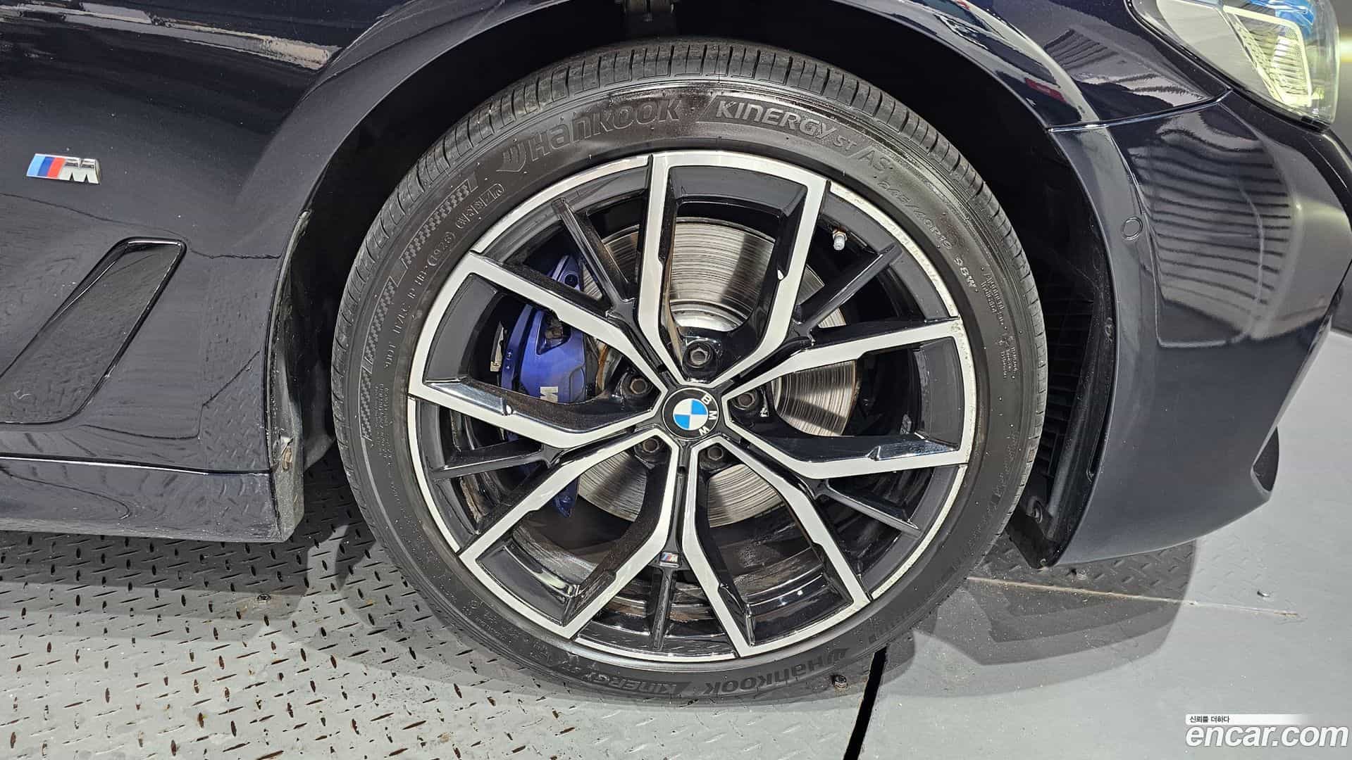 5-Series BMW 2023.8-OUTER-005