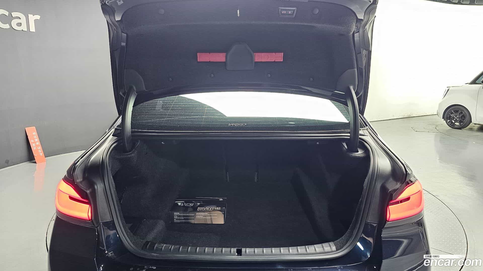 5-Series BMW 2023.8-OPTION-024