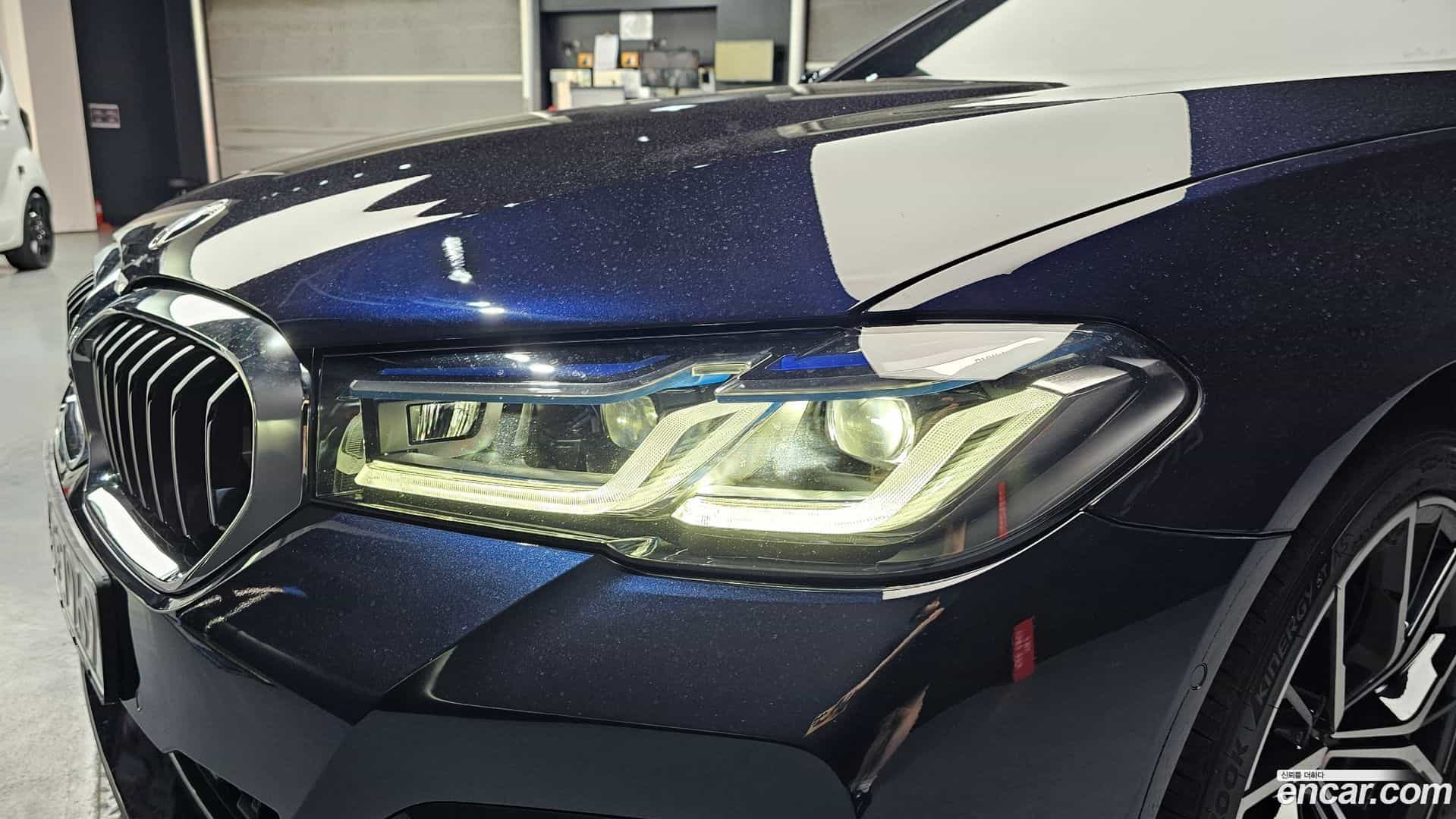 5-Series BMW 2023.8-OUTER-032