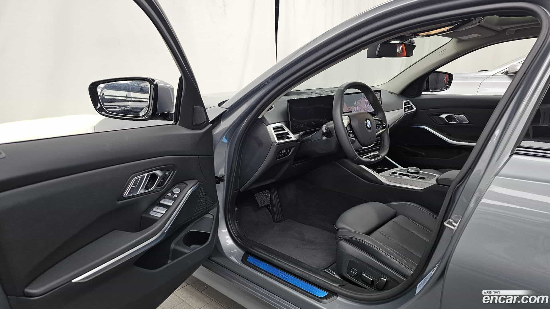 3-Series BMW 2025.3-INNER-010