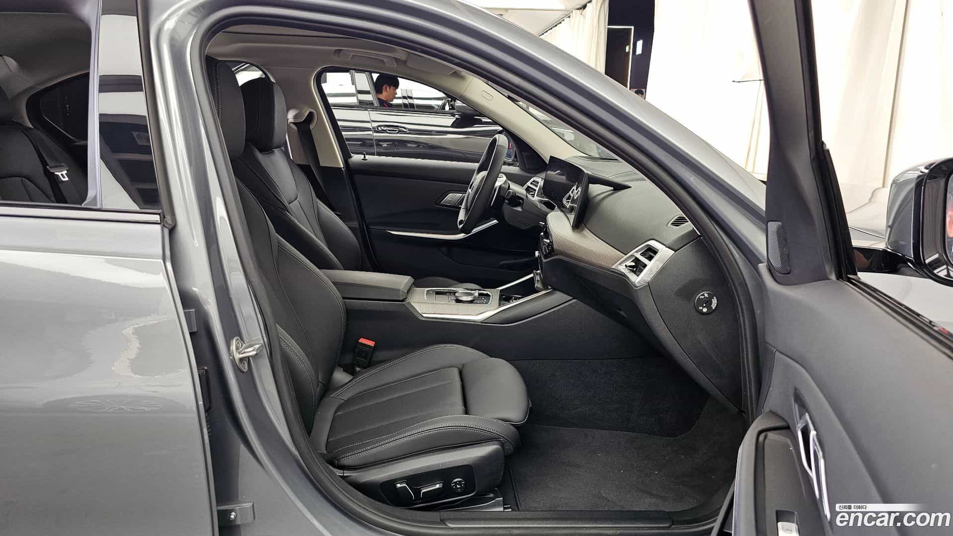 3-Series BMW 2025.3-OPTION-015