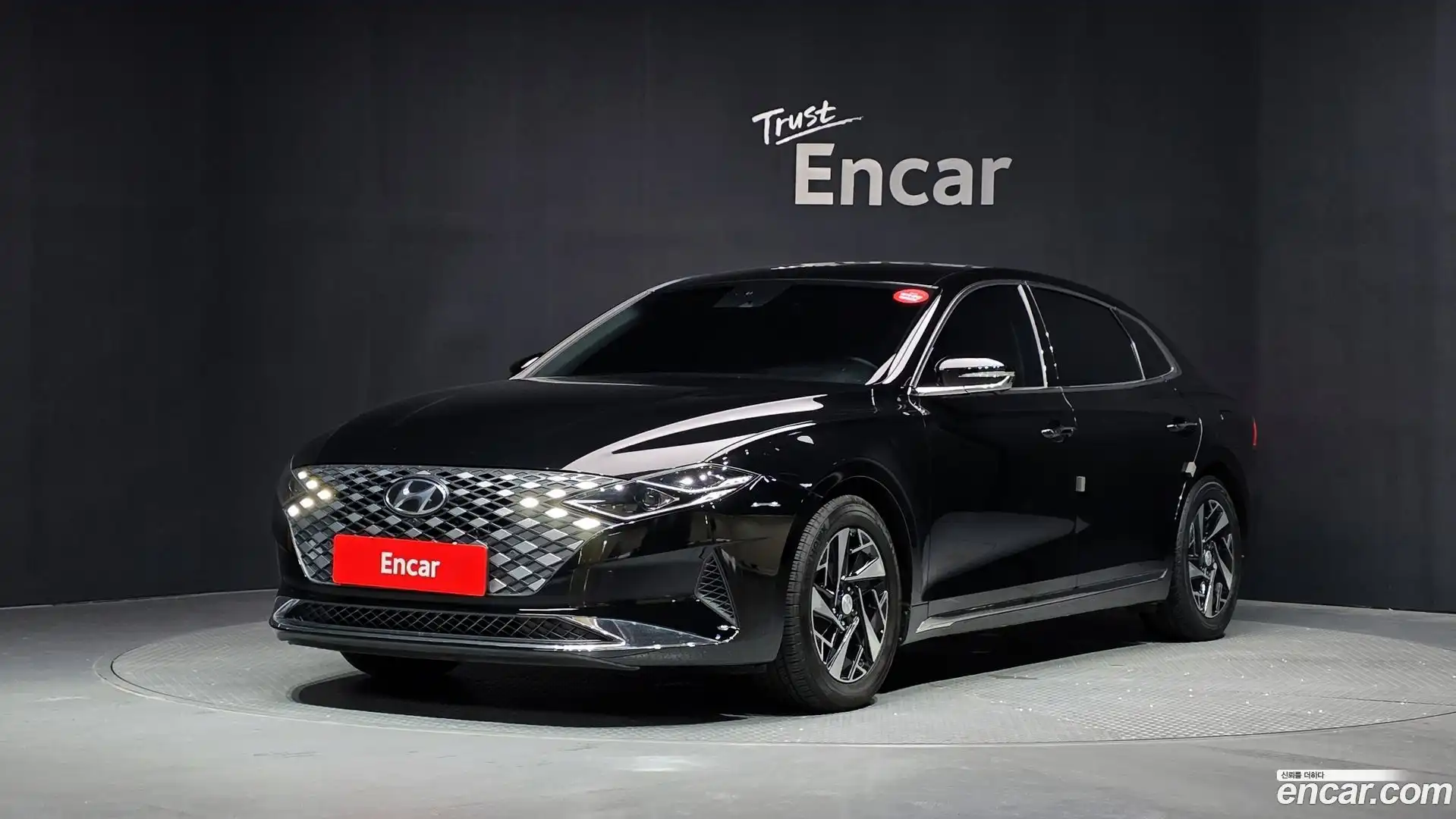 Grandeur Hyundai 2022.2-OUTER-001