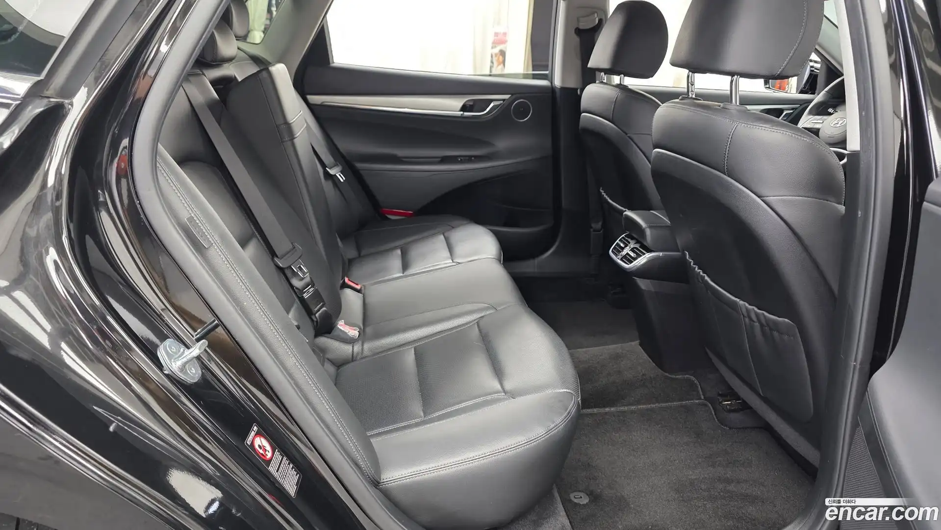 Grandeur Hyundai 2022.2-OPTION-015