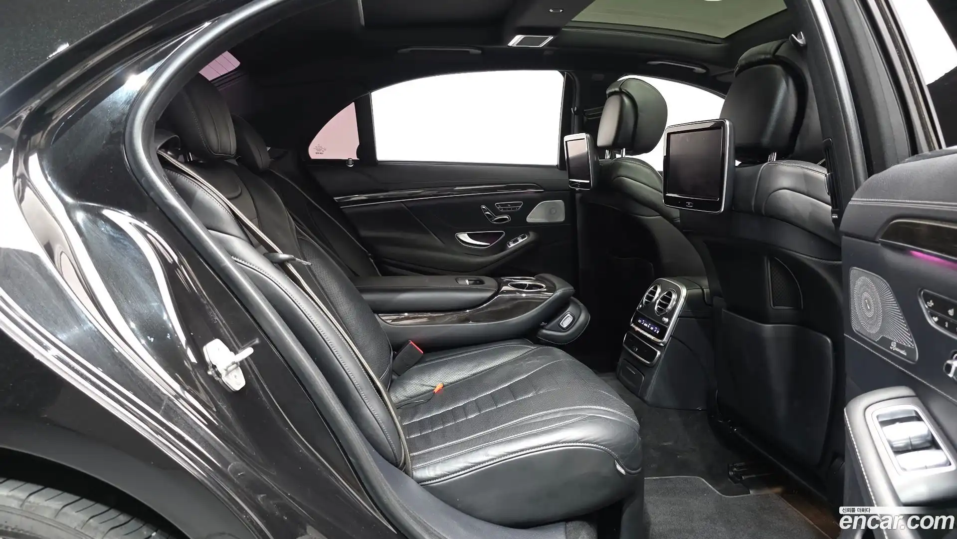 S-Class Mercedes-Benz 2016.0-OPTION-015