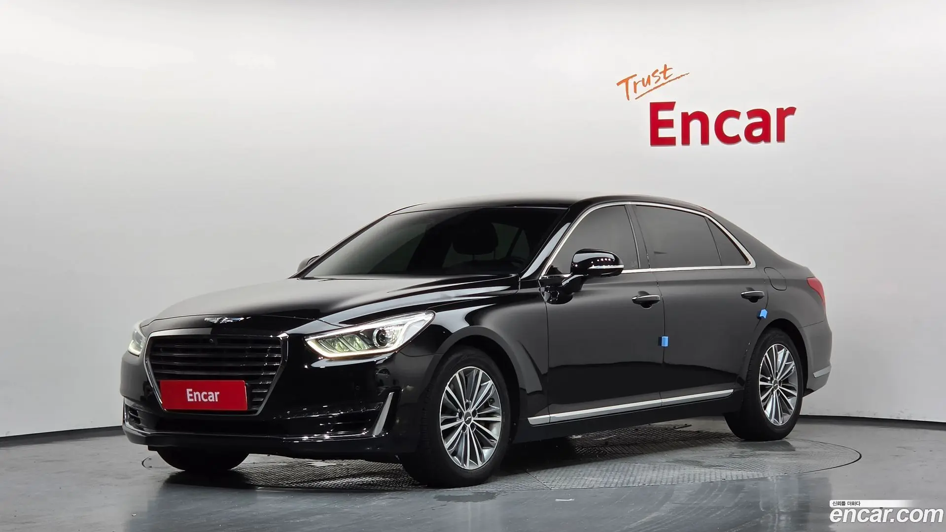 Main__Slider__Photo:EQ900 Genesis 2016.7-0
