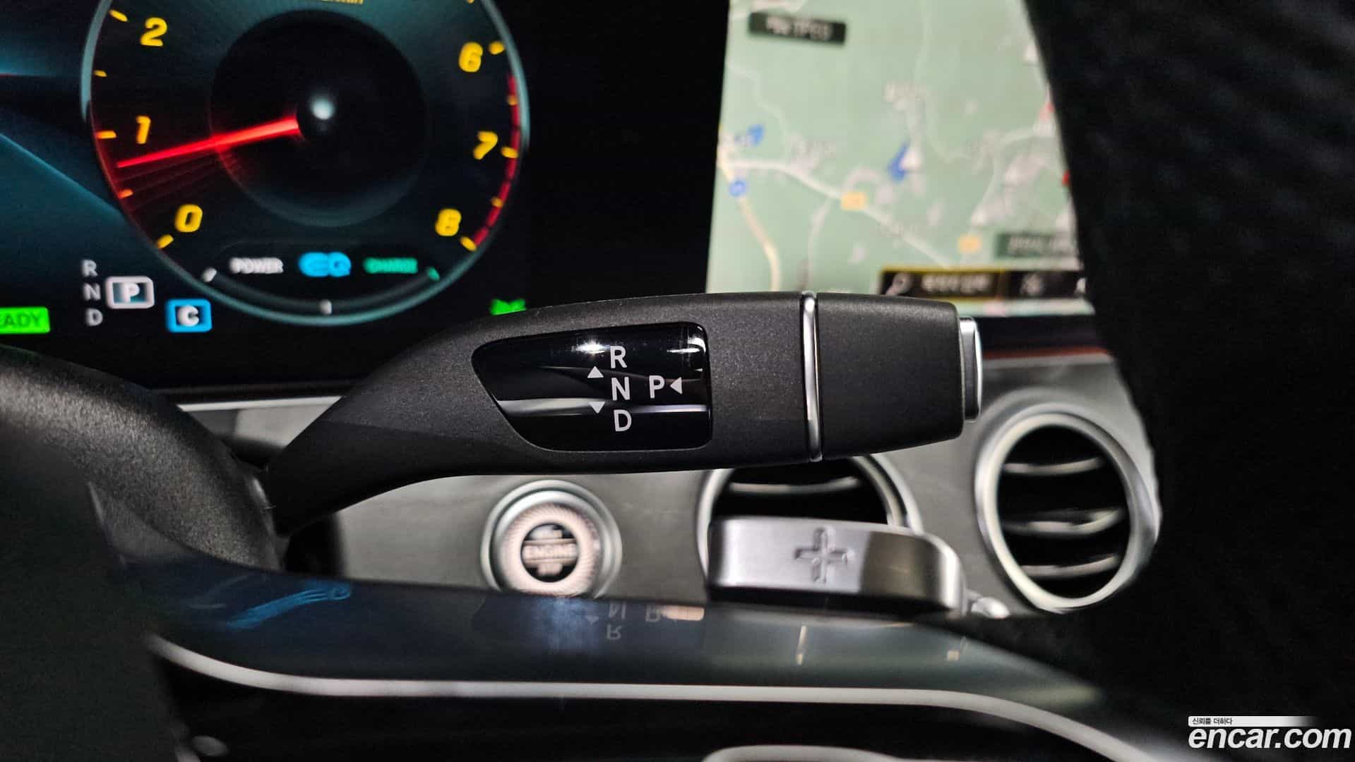 E-Class Mercedes-Benz 2022.3-INNER-009
