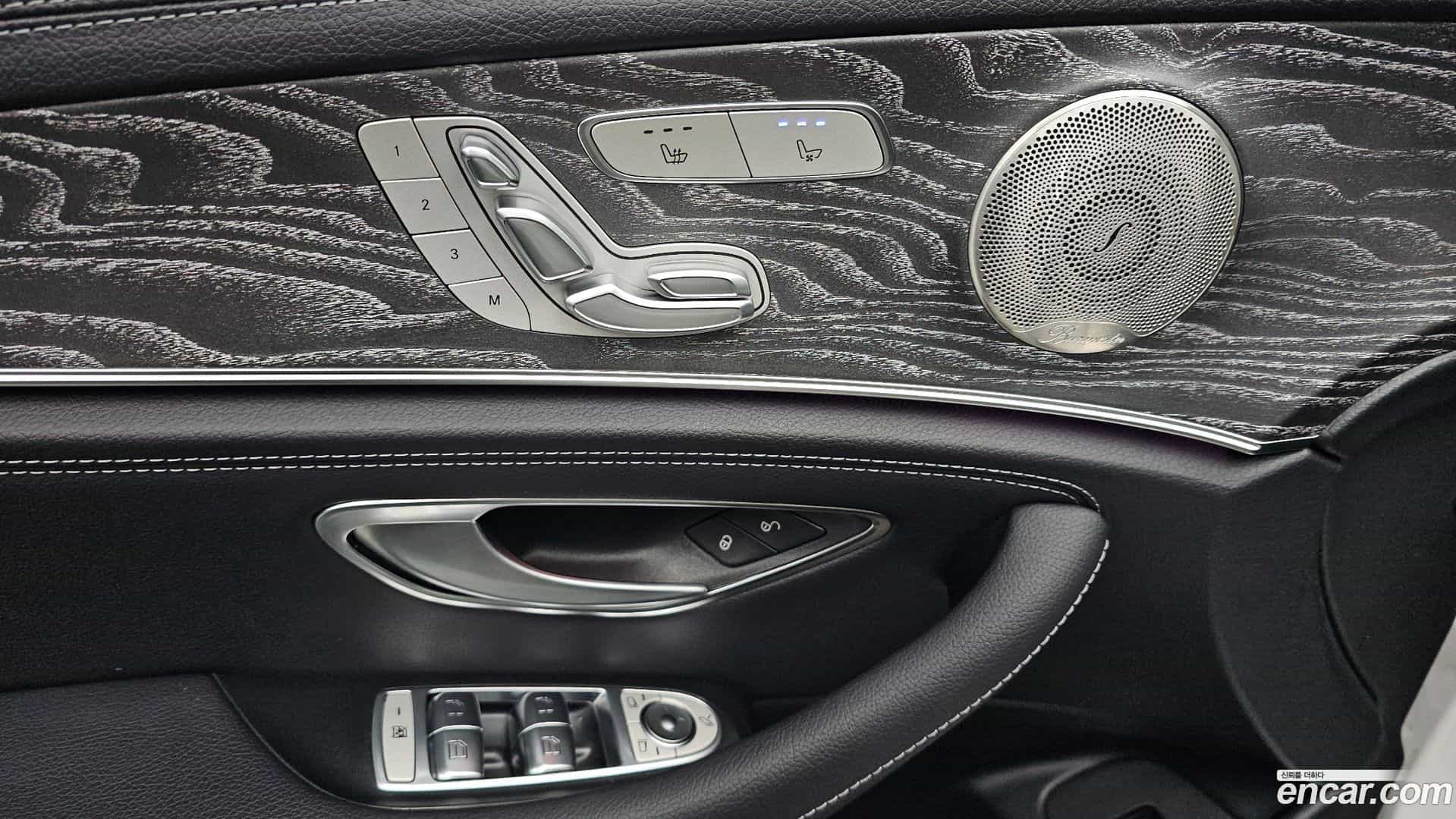 E-Class Mercedes-Benz 2022.3-OPTION-017