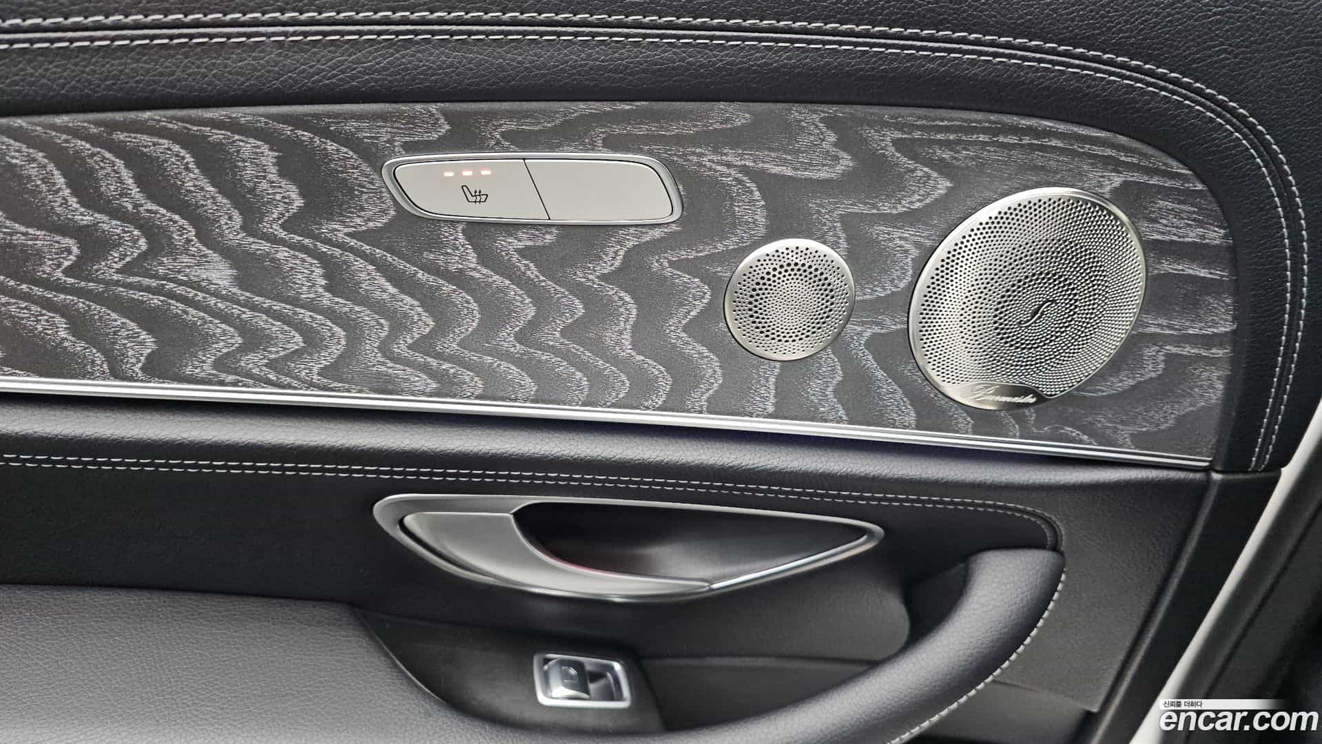 E-Class Mercedes-Benz 2022.3-OPTION-044