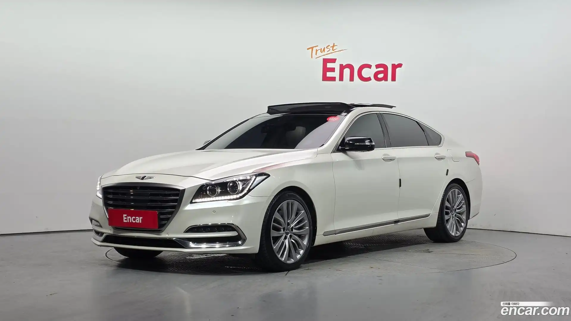 Genesis Hyundai 2014.9-OUTER-001