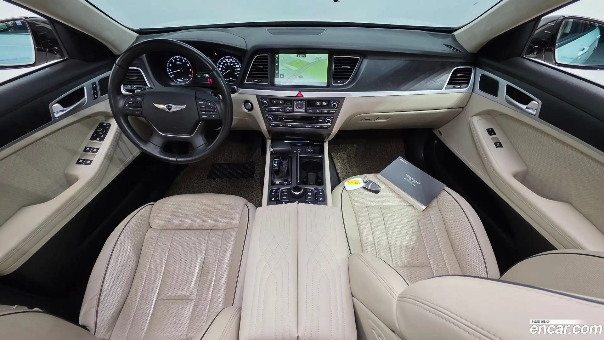 Genesis Hyundai 2014.9-INNER-007