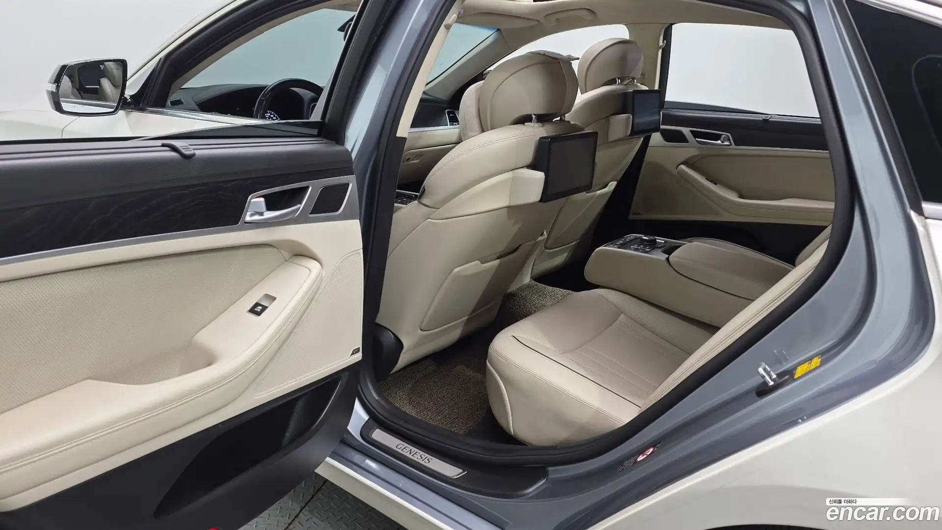 Genesis Hyundai 2014.9-OPTION-017