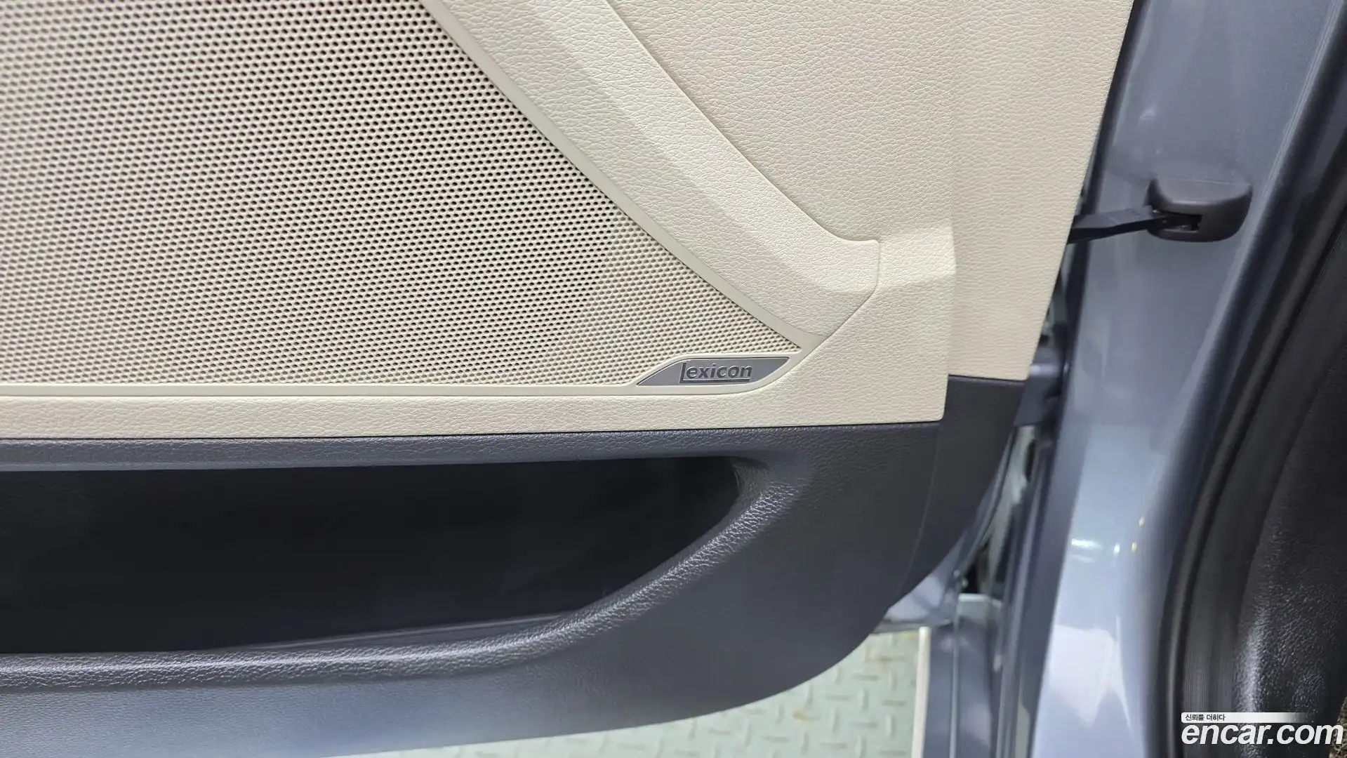 Genesis Hyundai 2014.9-OPTION-048
